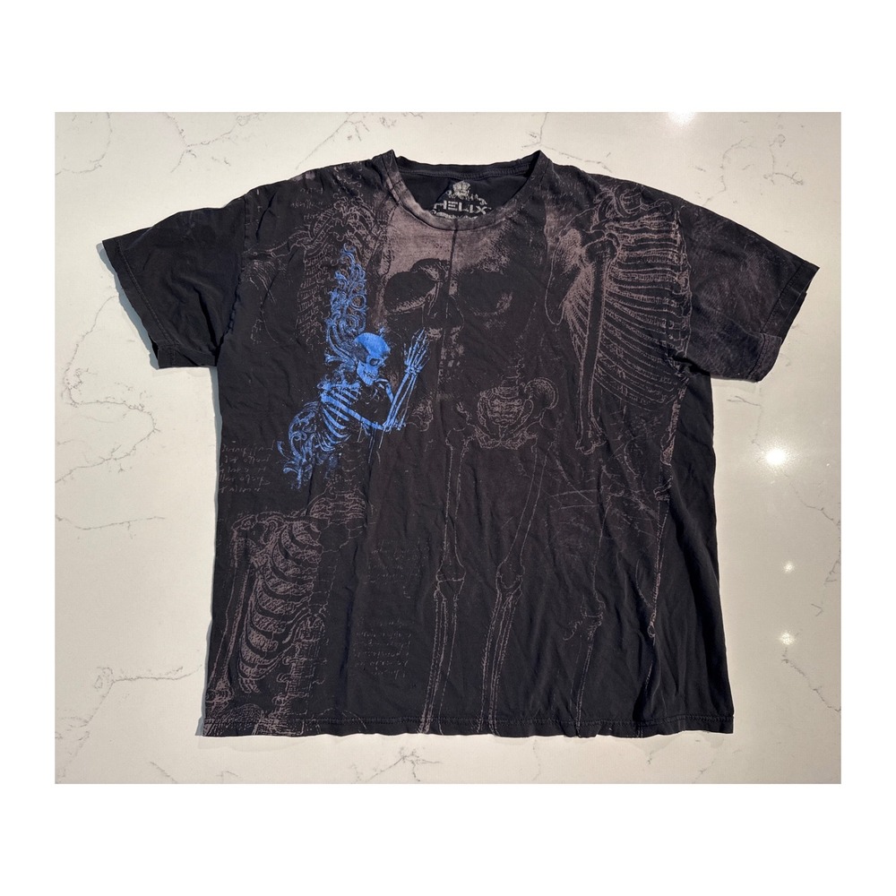 Helix Y2K black graphic tshirt